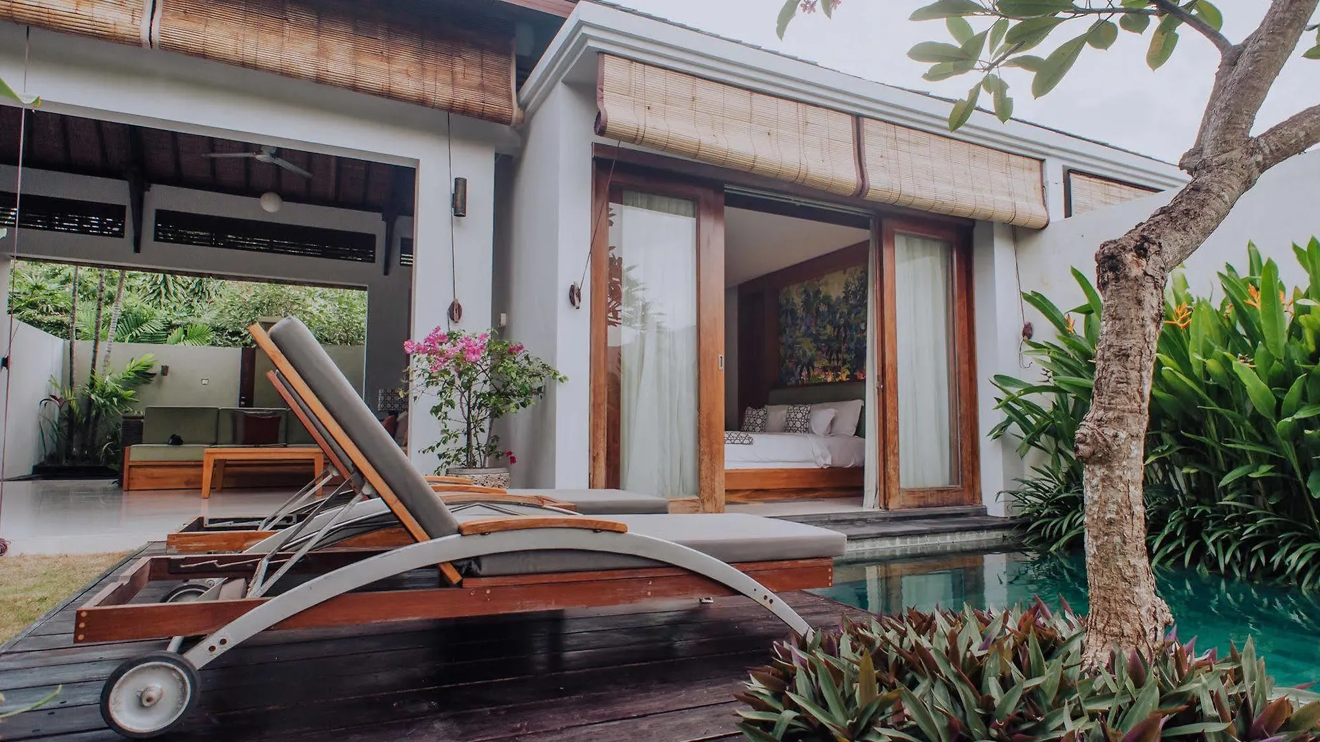 Pradha Villas Seminyak 0*,
